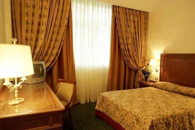 Sunrise 4* Roma
