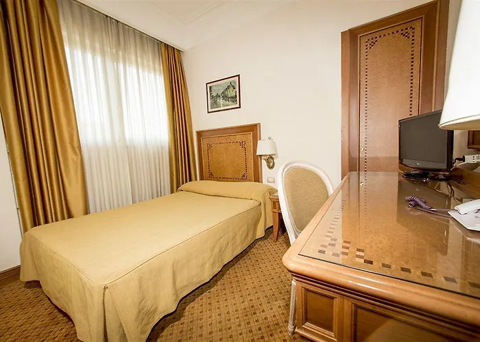 Hotel Sunrise 4*